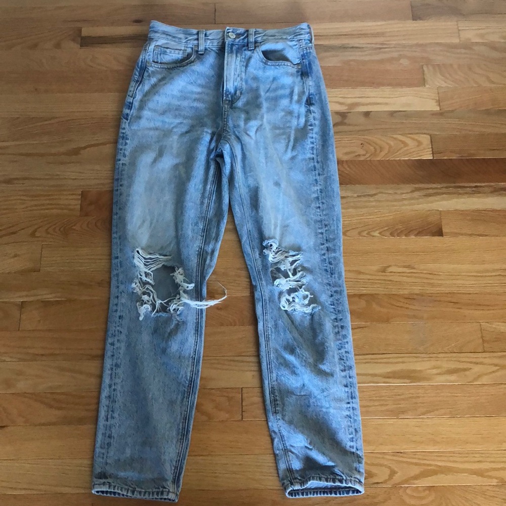 American Eagle Mom Jeans